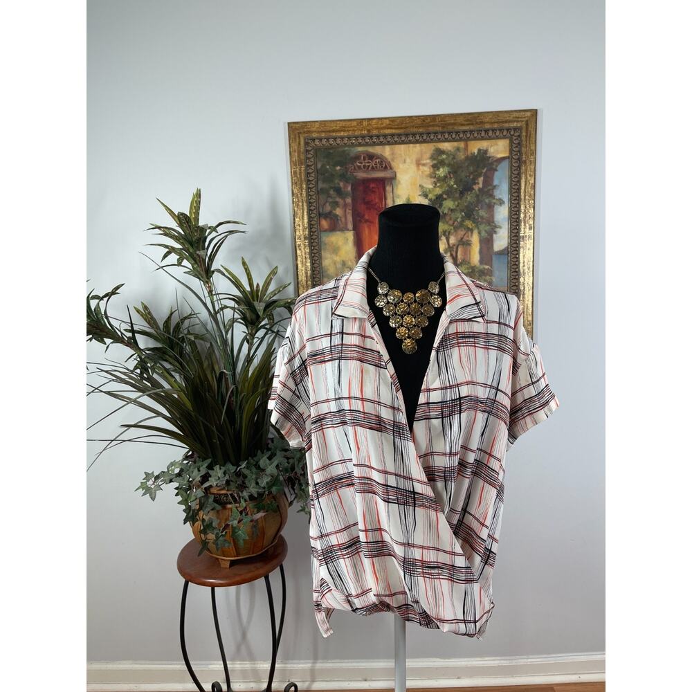 Jones New York Wrap Blouse Women's Large White Plaid Vacation Resort Wear Boho